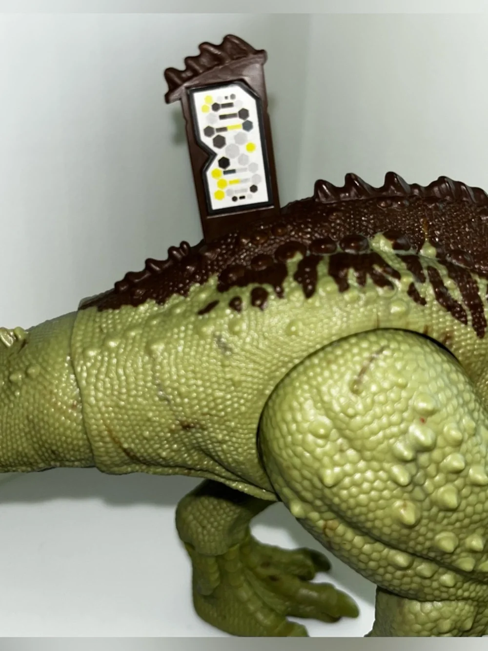 Jurassic World Dominion Massive Yangchuanosaurus 14.5” Action Figure